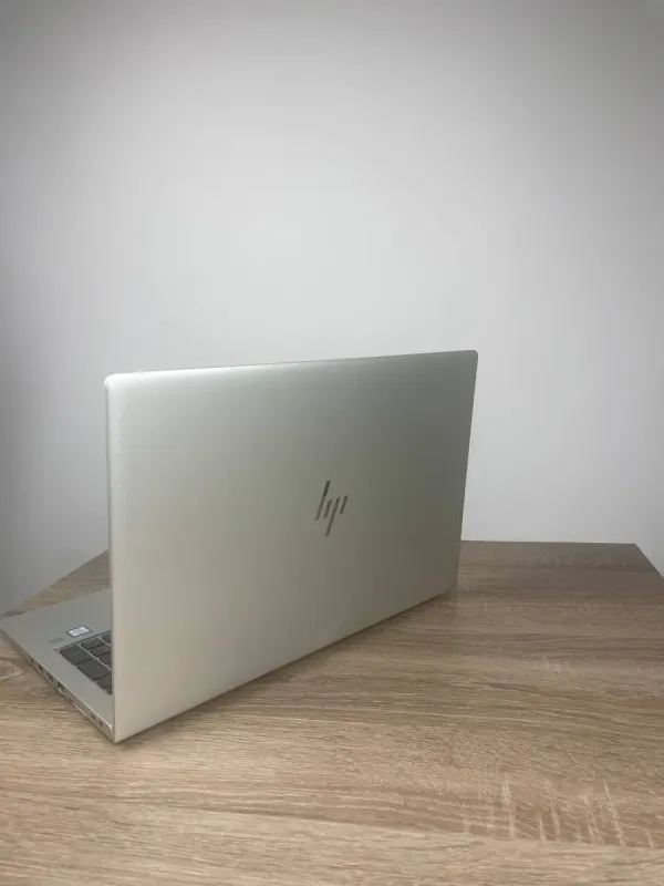 Ультрабук HP EliteBook 850 G5 / 15.6" (1920x1080) TN / Intel Core i5-8350U (4 (8) ядра по 1.7 - 3.6 GHz) / 8 GB DDR4 / 256 GB SSD / Intel UHD Graphics 620 / WebCam / Win 10 Pro б/в - зображення 7