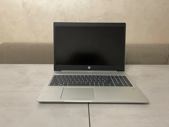 Ноутбук HP ProBook 455R G6 / 15.6" (1920x1080) IPS / AMD Ryzen 7 3700U (4 (8) ядра по 2.3 - 4.0 GHz) / 16 GB DDR4 / 256 GB SSD / AMD Radeon RX Vega 10 Graphics / WebCam б/в - зображення 3