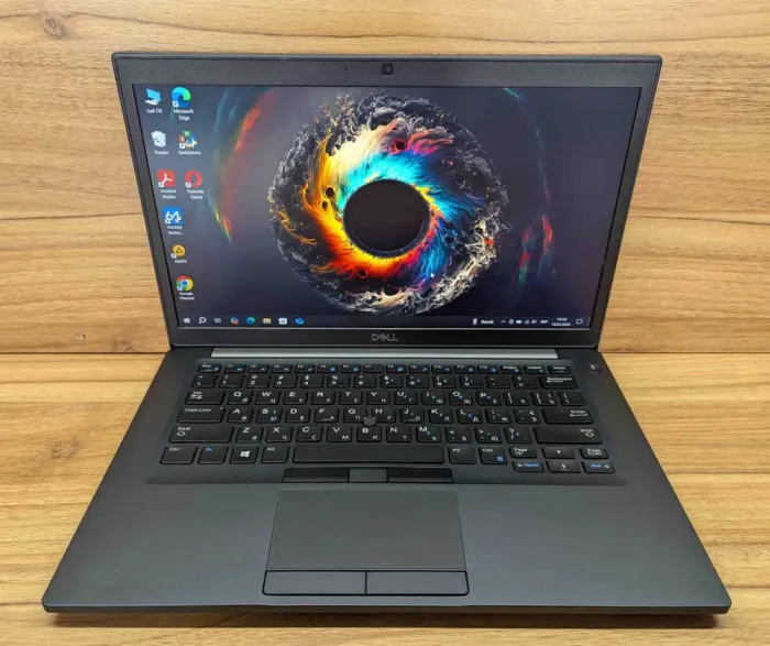 Ультрабук Dell Latitude 7490 / 14" (1920x1080) IPS / Intel Core i7-8650U (4 (8) ядра по 1.9 - 4.2 GHz) / 16 GB DDR4 / 480 GB SSD / Intel UHD Graphics 620 / HDMI / WebCam / Windows 10 б/в - зображення 2