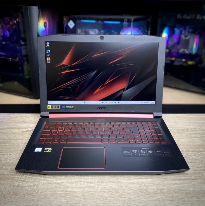 Ігровий ноутбук Acer Nitro 5 / 15.6" (1920x1080) IPS / Intel Core i5-8300H (4 (8) ядра по 2.3 - 4.0 GHz) / 8 GB DDR4 / 512 GB SSD / nVidia GeForce GTX 1060, 6 GB GDDR5, 192-bit / WebCam б/в - зображення 2
