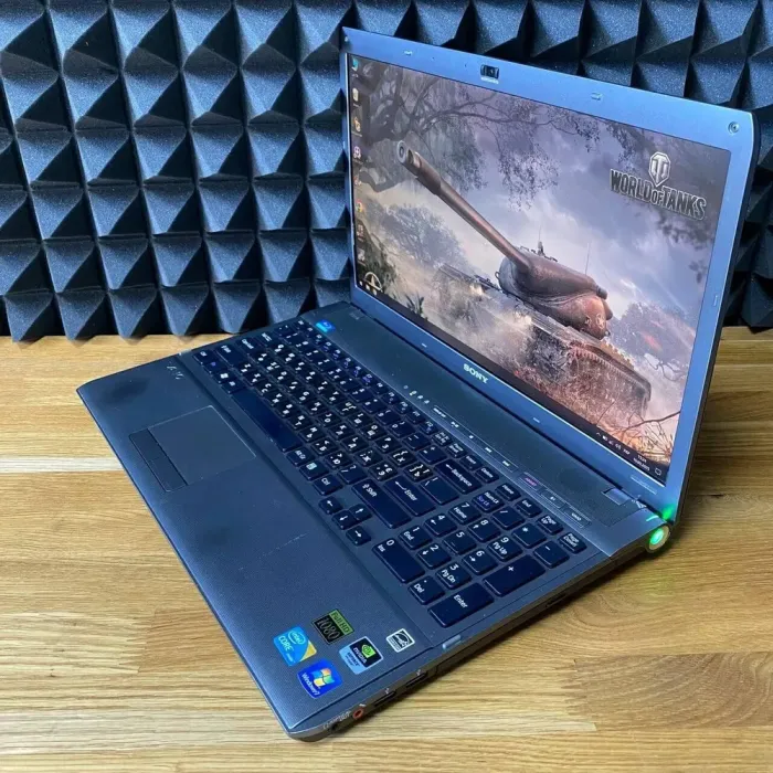 Ноутбук Б-клас Sony Vaio PCG-81112M / 15.6" (1920x1080) TN / Intel Core i7-740QM (4 (8) ядра по 1.73 - 2.93 GHz) / 6 GB DDR3 / 256 GB SSD / nvidia GeForce GT 425M, 1 GB GDDR3, 128-bit / WebCam / DVD-ROM б/в - зображення 4