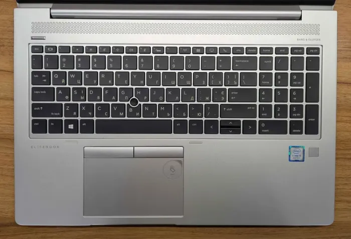 Ультрабук Б-клас HP EliteBook 850 G6 / 15.6" (1920x1080) IPS / Intel Core i5-8265U (4 (8) ядра по 1.6 - 3.9 GHz) / 16 GB DDR4 / 480 GB SSD / Intel UHD Graphics 620 / WebCam / Fingerprint / Windows 10 б/в - зображення 4