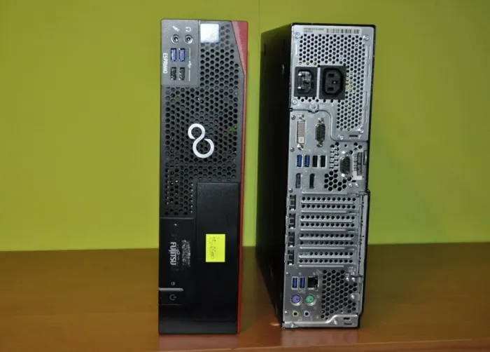 Комп'ютер Fujitsu Esprimo D757 E90+ SFF / Intel Core i5-6500 (4 ядра по 3.2 - 3.6 GHz) / 8 GB DDR4 / 128 GB SSD / Intel HD Graphics 530 / Windows 11 Pro б/в - зображення 2