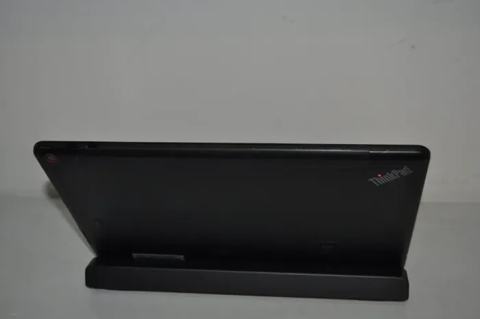 Ноутбук-трансформер Б-клас Lenovo ThinkPad Helix 20CH / 11.6" (1920x1080) TN Touch / Intel Core M-5Y10 (2 (4) ядра по 0.8 - 2.0 GHz) / 8 GB DDR3 / 256 GB SSD / Intel HD Graphics 5300 / WebCam / LTE / Windows 10 Pro б/в - зображення 18