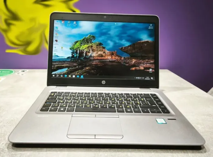 Ультрабук HP EliteBook 840 G3 / 14" (1920x1080) IPS / Intel Core i5-6200U (2 (4) ядра по 2.3 - 2.8 GHz) / 8 GB DDR4 / 240 GB SSD / Intel HD Graphics 520 б/в - зображення 2