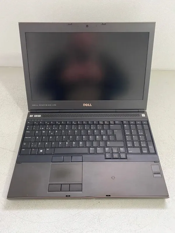 Мобільна робоча станція Dell Precision M4700 / 15.6" (1920x1080) TN / Intel Core i7-3720QM (4 (8) ядра по 2.6 - 3.6 GHz) / 32 GB DDR3 / 256 GB SSD / nVidia Quadro K1000M, 2 GB GDDR3, 128-bit / WebCam б/в - зображення 2