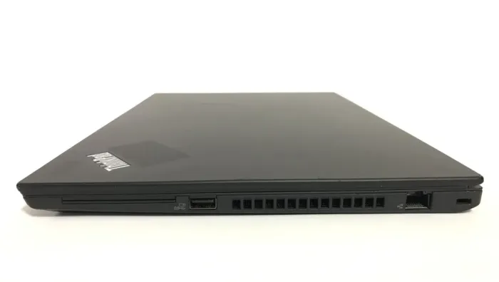 Ноутбук Б-клас Lenovo ThinkPad T495 / 14" (1920x1080) IPS / AMD Ryzen 3 PRO 3300U (4 ядра по 2.1 - 3.5 GHz) / 8 GB DDR4 / 256 GB SSD NVMe / AMD Radeon RX Vega 6 Graphics / WebCam / Win 10 Pro б/в - зображення 4