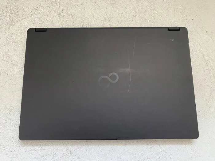 Ноутбук Б-клас Fujitsu LifeBook U757 / 15.6" (1920x1080) IPS / Intel Core i5-7200U (2 (4) ядра по 2.5 - 3.1 GHz) / 8 GB DDR4 / 256 GB SSD / Intel HD Graphics 620 / WebCam / HDMI б/в - зображення 5