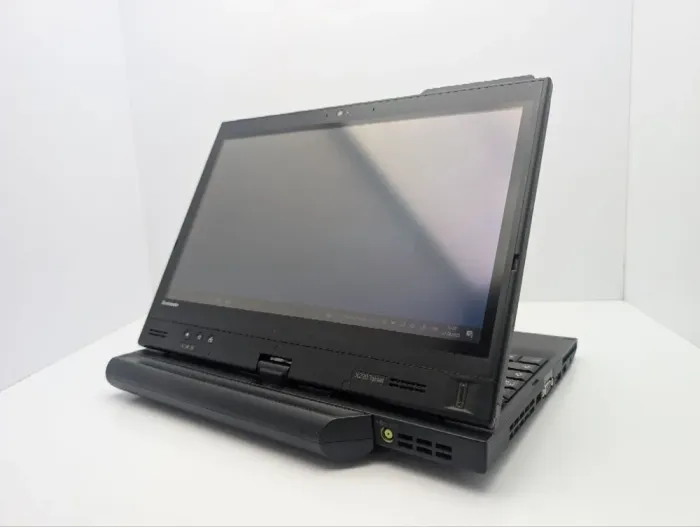 Нетбук Lenovo ThinkPad X220 / 12.5" (1366x768) TN Touch / Intel Core i7-2620M (2 (4) ядра по 2.7 - 3.4 GHz) / 8 GB DDR3 / 120 GB SSD / Intel HD Graphics 3000 / WebCam б/в - зображення 4