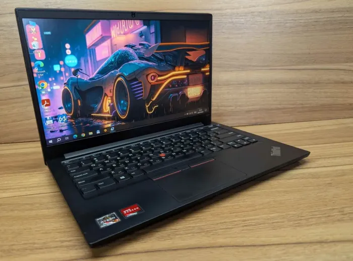 Ультрабук Б-клас Lenovo ThinkPad E14 Gen 2 / 14" (1920x1080) IPS / AMD Ryzen 7 4700U (8 ядер по 2.0 - 4.1 GHz) / 16 GB DDR4 / 512 GB SSD / AMD Radeon Graphics 448SP / WebCam / Windows 10 б/в - зображення 5