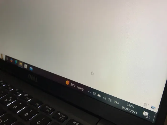 Ультрабук Б-клас Dell Latitude 5400 / 14" (1920x1080) IPS / Intel Core i5-8365U (4 (8) ядра по 1.6 - 4.1 GHz) / 16 GB DDR4 / 256 GB SSD M.2 / Intel UHD Graphics 620 / WebCam / HDMI б/в - зображення 4