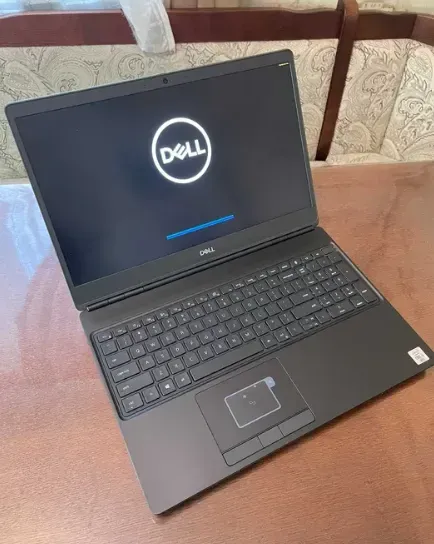 Робоча станція Dell Precision 7550 / 15.6" (1920x1080) IPS / Intel Xeon W-10885M (8 (16) ядер по 2.4 - 5.3 GHz) / 32 GB DDR4 / 256 GB SSD / nVidia Quadro T2000, 4 GB GDDR5, 128-bit / WebCam б/в - зображення 2