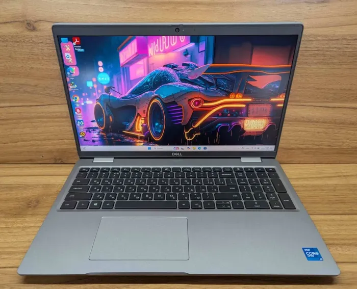 Ультрабук Б-клас Dell Precision 3560 / 15.6" (1920x1080) IPS / Intel Core i5-1145G7 (4 (8) ядра по 2.6 - 4.4 GHz) / 8 GB DDR4 / 256 GB SSD / Intel Iris Xe Graphics / WebCam / Windows 11 б/в - зображення 2