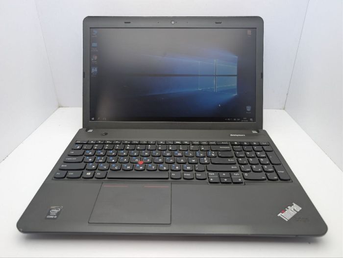 Ноутбук Lenovo ThinkPad E540 / 15.6" (1366x768) TN / Intel Core i3-4000M (2 (4) ядра по 2.4 GHz) / 8 GB DDR3 / 128 GB SSD / Intel HD Graphics 4600 / WebCam / DVD-ROM б/в - зображення 2
