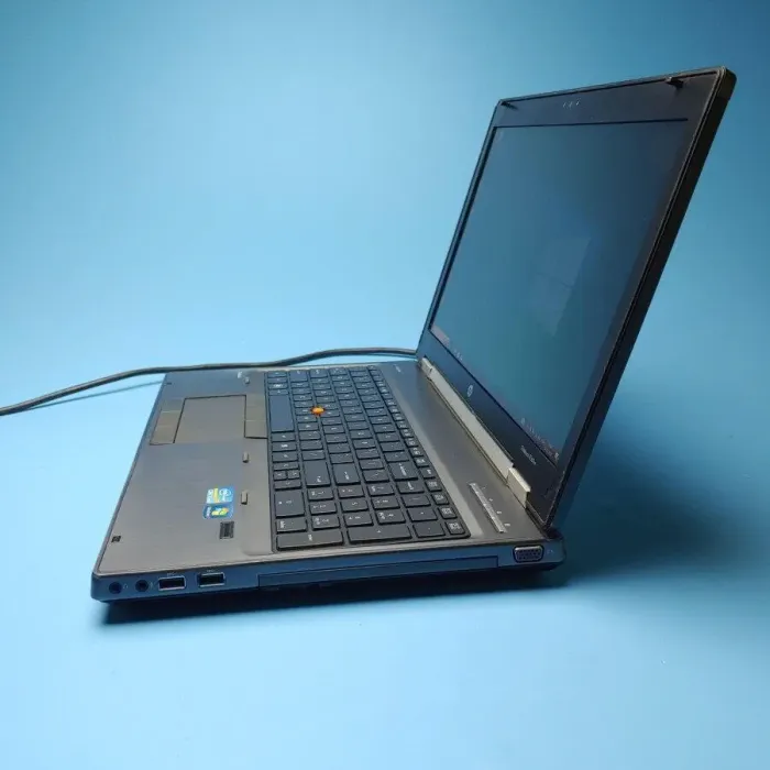 Мобільна робоча станція Б-клас HP Elitebook 8560w / 15.6" (1600x900) TN / Intel Core i5-2540M (2 (4) ядра по 2.6 - 3.3 GHz) / 8 GB DDR3 / 480 GB SSD / AMD FirePro M5950, 1 GB GDDR5, 128-bit / WebCam / Win 10 Pro б/в - зображення 4