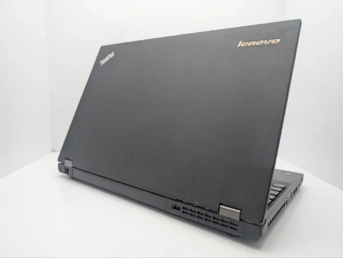 Ноутбук Lenovo ThinkPad T540p / 15.6" (1920x1080) TN / Intel Core i5-4300M (2 (4) ядра по 2.6 - 3.3 GHz) / 8 GB DDR3 / 120 GB SSD / Intel HD Graphics 4600 / WebCam б/в - изображение 8