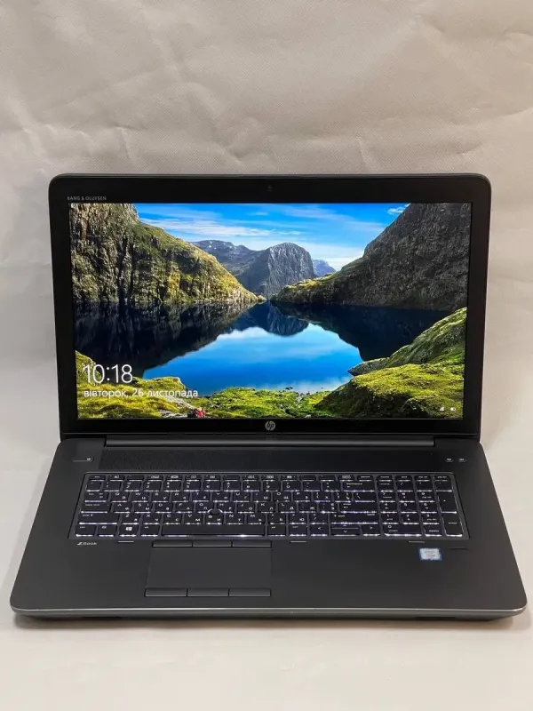 Мобільна робоча станція Б-клас HP ZBook 17 G3 / 17.3" (1920x1080) IPS / Intel Xeon E3-1535M v5 (4 (8) ядра по 2.9 - 3.8 GHz) / 16 GB DDR4 / 512 GB SSD M.2 + 1000 GB HDD / nVidia Quadro M4000M, 4 GB GDDR5, 256-bit / WebCam б/в - зображення 2