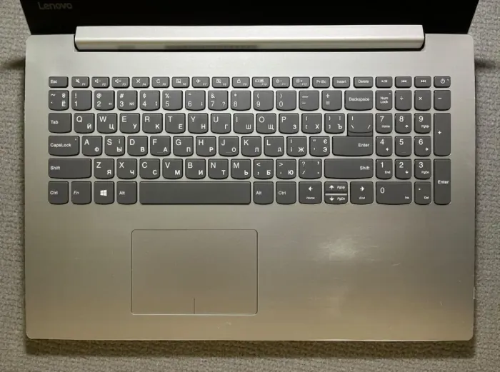 Ноутбук  Б-клас Lenovo 320-15ISK / 15.6" (1366x768) TN / Intel Core i3-6006U (2 (4) ядра по 2.0 GHz) / 4 GB DDR4 / 120 GB SSD / nVidia GeForce 920MX, 2 GB GDDR3, 64-bit / WebCam б/в - зображення 3