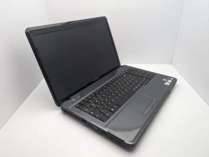 Ноутбук Lenovo G550 / 15.6" (1366x768) TN / Intel Core 2 Duo T6600 (2 ядра по 2.2 GHz) / 6 GB DDR3 / 500 GB HDD / nVidia GeForce G210M, 512 MB GDDR3, 64-bit / WebCam б/в - зображення 3