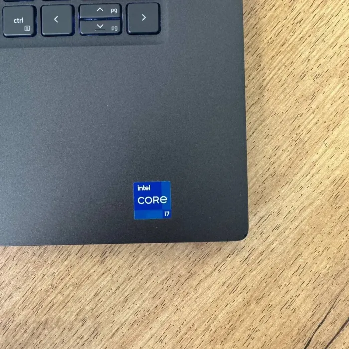 Ультрабук Б-клас Dell Latitude 7530 / 15.6" (1920x1080) IPS / Intel Core i7-1255U (10 (12) ядер по 1.7 - 4.7 GHz) / 16 GB DDR4 / 256 GB SSD NVMe / Intel Iris Xe Graphics / WebCam б/в - зображення 8