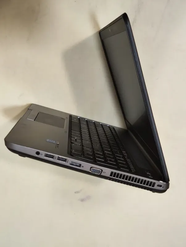 Ноутбук HP ProBook 650 G1 / 15.6" (1920x1080) TN / Intel Core i5-4300M (2 (4) ядра по 2.6 - 3.3 GHz) / 8 GB DDR3 / 128 GB SSD / Intel HD Graphics 4600 / WebCam б/в - зображення 6