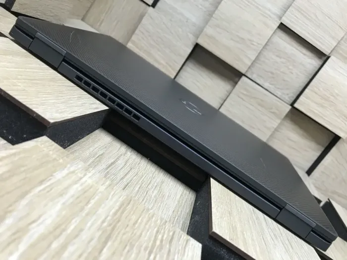 Ультрабук Б-клас Dell Latitude 7410 / 14" (1920x1080) IPS Touch / Intel Core i7-10610U (4 (8) ядра по 1.8 - 4.9 GHz) / 16 GB DDR4 / 256 GB SSD M.2 / Intel UHD Graphics / WebCam / Windows 10 б/в - зображення 7