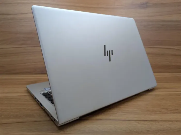 Ультрабук Б-клас HP EliteBook 840 G5 / 14" (1920x1080) IPS / Intel Core i5-8250U (4 (8) ядра по 1.6 - 3.4 GHz) / 16 GB DDR4 / 512 GB SSD / Intel UHD Graphics 620 / Fingerprint / WebCam / Windows 10 б/в - зображення 7