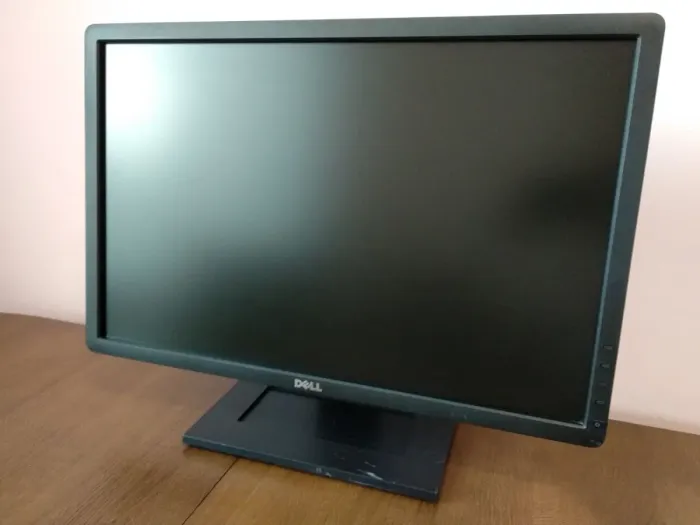 Монітор Dell Professional P2213t / 22" (1680x1050) TN LED / DisplayPort, VGA, DVI, 2x USB 2.0 б/в - зображення 5