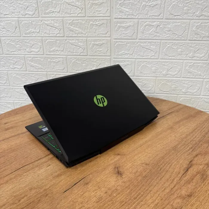 Ігровий ноутбук HP Pavilion Gaming 15-cx0056wm / 15.6" (1920x1080) IPS / Intel Core i5-8300H (4 (8) ядра по 2.3 - 4.0 GHz) / 16 GB DDR4 / 512 GB SSD / nVidia GeForce GTX 1050 Ti, 4 GB GDDR5, 128-bit / WebCam б/в - зображення 6