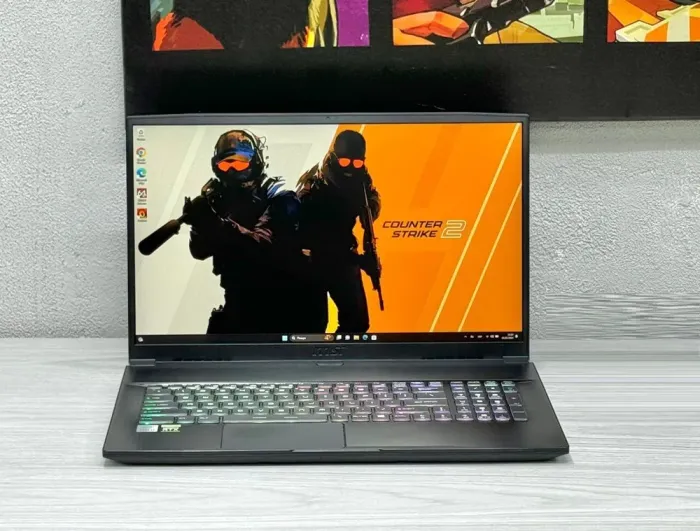 Ігровий ноутбук MSI GF75 Thin / 17.3" (1920x1080) IPS / Intel Core i7-10750H (6 (12) ядер по 2.6 - 5.0 GHz) / 16 GB DDR4 / 1000 GB SSD / nVidia GeForce RTX 3060, 6 GB GDDR6, 192-bit / WebCam / Win 11 б/в - зображення 2