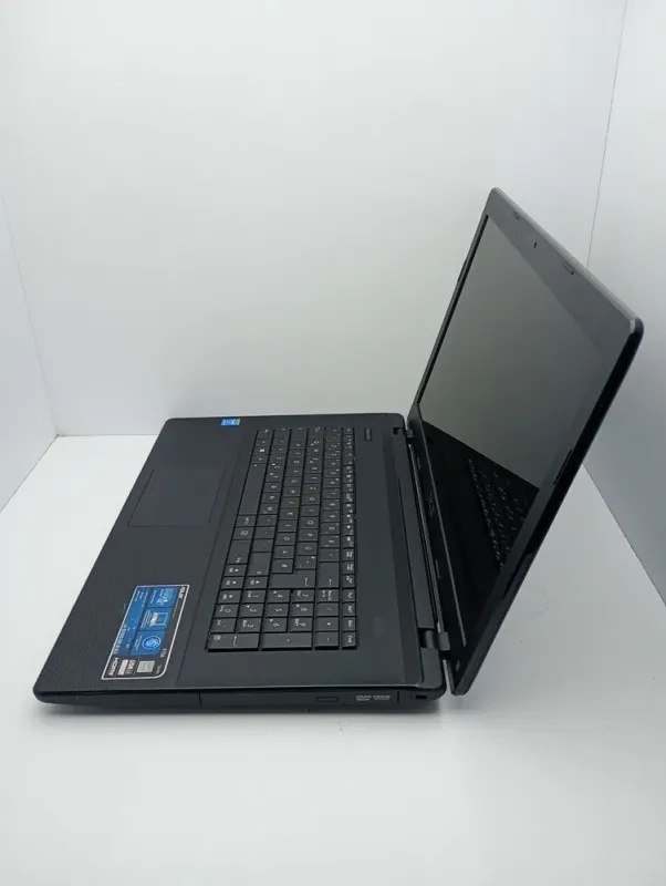 Ноутбук Asus X75 / 17.3" (1600x900) TN / Intel Pentium 2020M (2 ядра 2.4 GHz) / 6 GB DDR3 / 120 GB SSD / Intel HD Graphics / WebCam / HDMI б/в - зображення 6