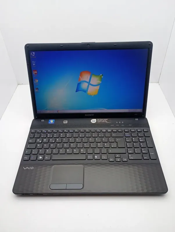 Ноутбук Sony VPC156 / 15.6" (1366x768) TN / Intel Core i3-350M (2 (4) ядра по 2.26 GHz) / 6 GB DDR3 / 500 GB HDD / Intel HD Graphics / WebCam б/в - зображення 7