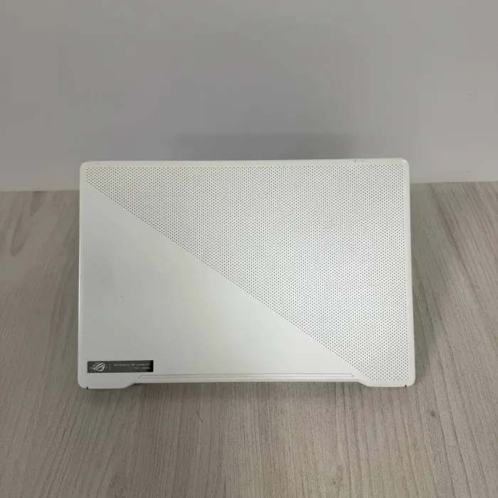 Ігровий ультрабук Б-класу Asus ROG Zephyrus G14 GA401IV / 14" (1920x1080) IPS / AMD Ryzen 9 4900HS (8 (16) ядер по 3,0 - 4,3 ГГц) / 16 ГБ DDR4 / 1000 ГБ SSD NVMe / nVidia GeForce RTX 2060 Max-Q, 6 ГБ GDDR6, 192-біт б/в - зображення 8