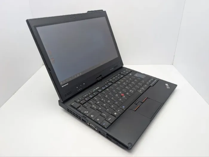 Нетбук Lenovo ThinkPad X220 / 12.5" (1366x768) TN Touch / Intel Core i7-2620M (2 (4) ядра по 2.7 - 3.4 GHz) / 8 GB DDR3 / 120 GB SSD / Intel HD Graphics 3000 / WebCam б/в - зображення 8
