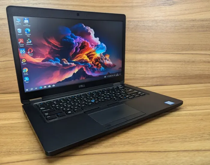 Ультрабук Dell Latitude 5480 / 14" (1366x768) TN / Intel Core i5-7200U (2 (4) ядра по 2.5 - 3.1 GHz) / 8 GB DDR4 / 240 GB SSD / Intel HD Graphics 620 / WebCam / HDMI / Windows 10 б/в - зображення 4