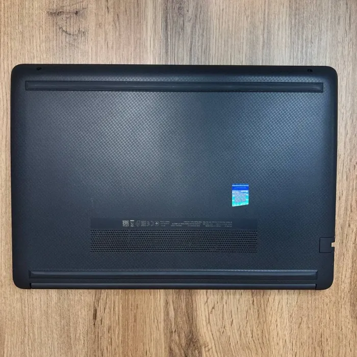 Ноутбук HP 240 G8 / 14" (1920x1080) IPS / Intel Core i7-1065G7 (4 (8) ядра по 1.3 - 3.9 GHz) / 8 GB DDR4 / 256 GB SSD / Intel Iris Plus Graphics / WebCam б/в - зображення 10