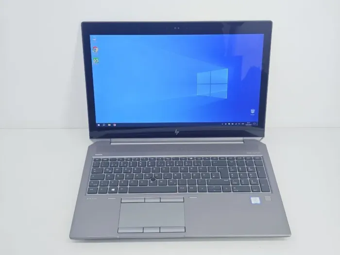 Мобільна робоча станція HP ZBook 15 G5 / 15.6" (3840x2160) IPS Touch / Intel Core i7-8850H (6 (12) ядер по 2.6 - 4.3 GHz) / 32 GB DDR4 / 256 GB SSD + 1000 GB HDD / nVidia Quadro P1000, 4 GB GDDR5, 128-bit / WebCam б/в - зображення 2