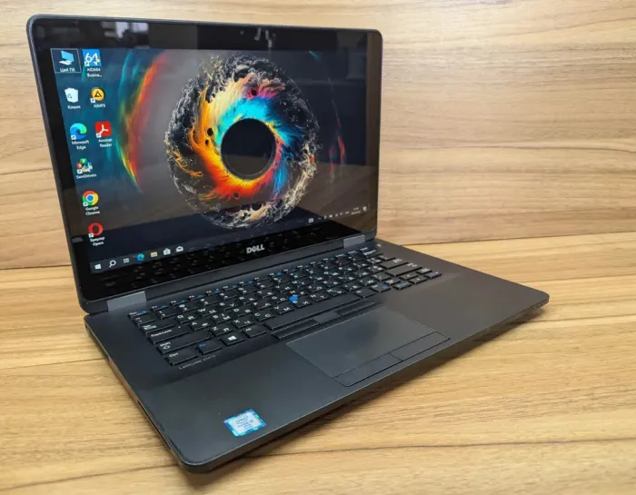 Ультрабук Dell Latitude E7470 / 14" (2560x1440) IPS Touch / Intel Core i5-6300U (2 (4) ядра по 2.4 - 3.0 GHz) / 8 GB DDR4 / 256 GB SSD / Intel HD Graphics 520 / WebCam / Windows 10 б/в - зображення 4