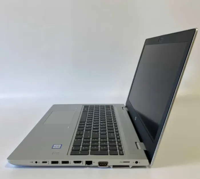 Ноутбук HP ProBook 650 G5 / 15.6" (1920x1080) IPS / Intel Core i5-8365U (4 (8) ядра по 1.8 - 4.0 GHz) / 8 GB DDR4 / 256 GB SSD / Intel UHD Graphics 620 / WebCam б/в - зображення 5