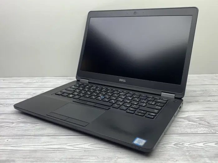 Ноутбук Б-клас Dell Latitude E5470 / 14" (1920x1080) IPS / Intel Core i5-6300U (2 (4) ядра по 2.4 - 3.0 GHz) / 8 GB DDR4 / 240 GB SSD / Intel UHD Graphics 520 / WebCam б/в - зображення 3