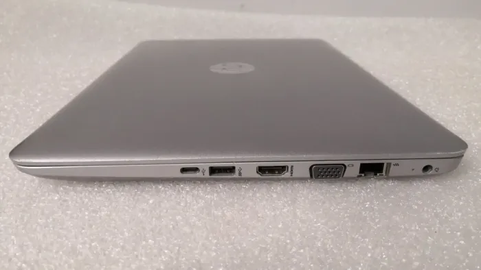 Ноутбук HP Probook 440 G4 / 14" (1600x900) TN / Intel Core i3-7100U (2 (4) ядра по 2.4 GHz) / 8 GB DDR4 / 240 GB SSD / Intel HD Graphics 620 / WebCam б/в - зображення 4