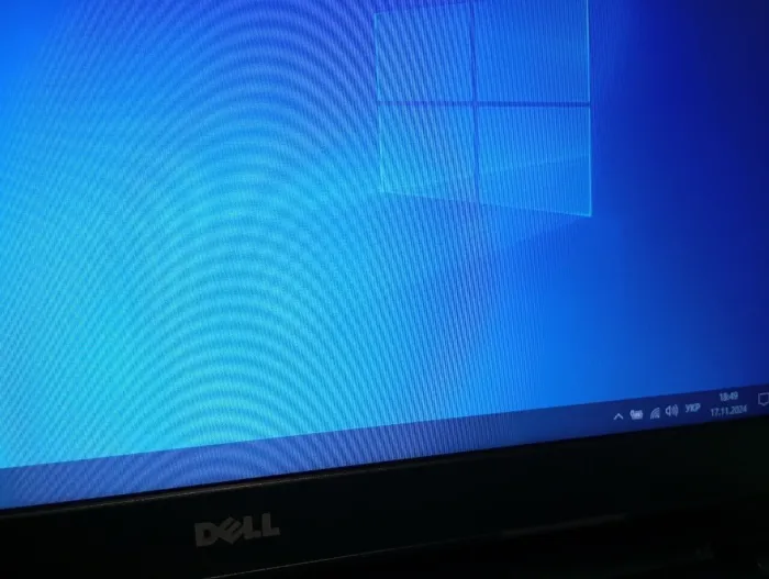 Ноутбук Б-клас Dell Inspiron 3542 / 15.6" (1366x768) TN / Intel Core i3-4005U (2 (4) ядра по 1.7) / 8 GB DDR3 / 240 GB SSD / nVidia GeForce 920M, 2 GB DDR3, 64-bit / WebCam б/в - зображення 11