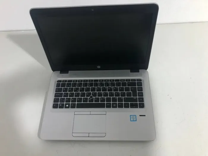 Ультрабук HP EliteBook 840 G3 / 14" TN / Core i7-6600U (2(4) ядра по 2.6-3.4GHz) / 8GB DDR4 / 240GB SSD / HD Graphics 520 / WebCam б/в - зображення 2