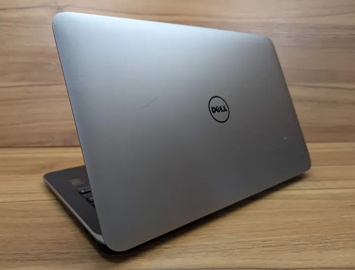Ноутбук Dell XPS 13-9333 / 13.3" (1920x1080) IPS Touch / Intel Core i3-4010U (2 (4) ядра по 1.7 GHz) / 8 GB DDR3 / 256 GB SSD / Intel HD Graphics 4400 / WebCam / Windows 10 б/в - зображення 7