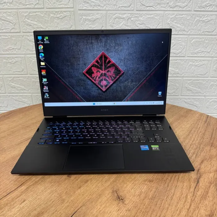 Ігровий ноутбук Б-клас HP Omen 16-b0013dx / 16" (1920x1080) IPS / Intel Core i7-11800H (8 (16) ядер по 2.3 - 4.6 GHz) / 16 GB DDR4 / 512 GB SSD / nVidia GeForce RTX 3060, 6 GB GDDR6, 192-bit / WebCam б/в - зображення 2