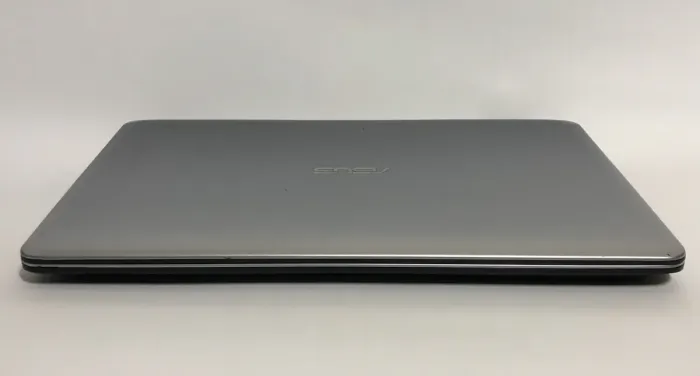 Ноутбук Б-клас Asus R541U / 15.6" (1920x1080) TN / Intel Core i5-7200U (2 (4) ядра по 2.5 - 3.1 GHz) / 4 GB DDR4 / 128 GB SSD / Intel HD Graphics 620 / WebCam / Win 10 Home б/в - зображення 6