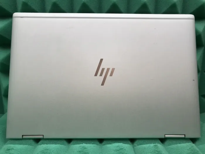 Ноутбук-трансформер Б-клас HP EliteBook x360 1030 G3 / 13.3" (1920x1080) IPS Touch / Intel Core i7-8650U (4 (8) ядра по 1.9 - 4.2 GHz) / 8 GB DDR3 / 256 GB SSD M.2 / Intel UHD Graphics 620 / WebCam / Fingerprint / USB 3.1 / HDMI б/в - зображення 8
