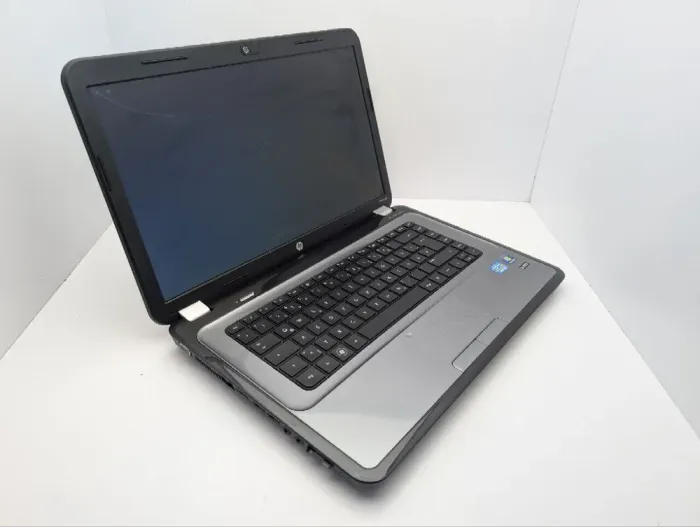 Ноутбук HP Pavillion g6-1340eg / 15.6" (1366x768) TN / Intel Core i5-2450M (2 (4) ядра по 2.5 - 3.1 GHz) / 8 GB DDR3 / 1000 GB HDD / Intel HD Graphics 3000 / WebCam / DVD-ROM б/в - зображення 6