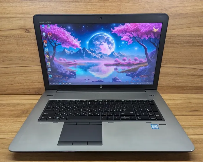 Мобільна робоча станція HP zBook 17 G3 / 17.3" (1600x900) TN / Intel Core i5-6440HQ (4 ядра по 2.6 - 3.5 GHz) / 16 GB DDR4 / 480 GB SSD / nVidia Quadro M1000M, 2 GB DDR3, 128-bit / WebCam / TouchID / Windows 10 б/в - зображення 2