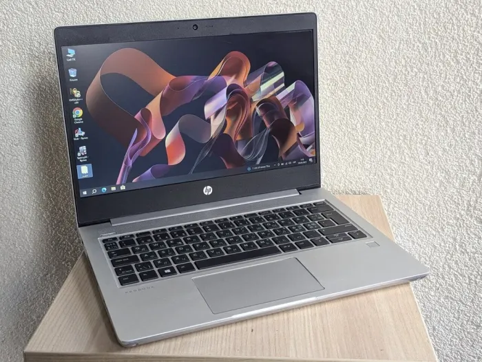 Ультрабук Б-клас HP ProBook 430 G6 / 13.3" (1366x768) TN / Intel Pentium 5405U (2 (4) ядра по 2.3 GHz) / 8 GB DDR3 / 128 GB SSD / Intel UHD Graphics / WebCam б/в - зображення 4